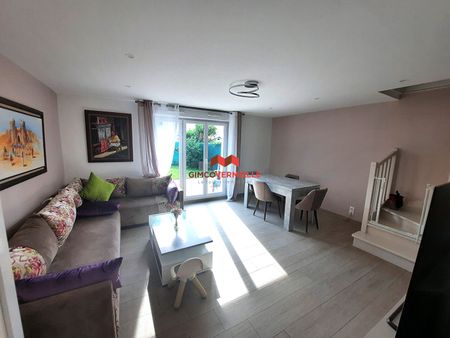 Location Maison 4 pièces 79m² - Photo 2