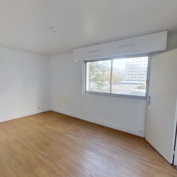 Location Appartement 1 pièce 21m² - Photo 1