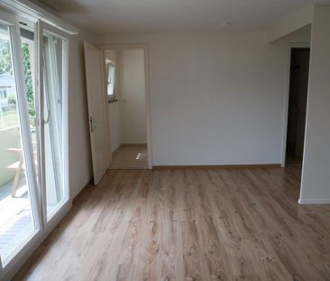 Helle 2-Zimmer-Wohnung mit Balkon und Bergblick in Bilten - Foto 1