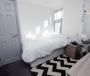 7 bedroom house to rent - Photo 6