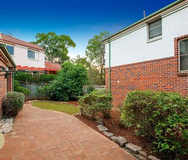 Great Location, Quiet and Well Presented Home - Photo 2