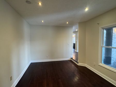 For Lease - 1200 Maple Gate Unit# Main, Pickering, Ontario - Photo 2