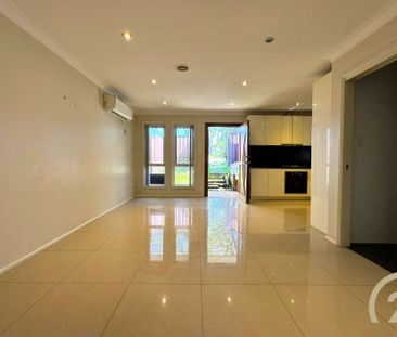 Spacious 2 Bedroom Granny Flat, Water Inc! - Photo 3
