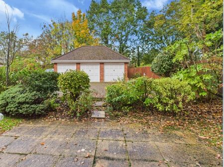 Maxwell Place, Beaconsfield, Buckinghamshire,HP9 - Photo 4