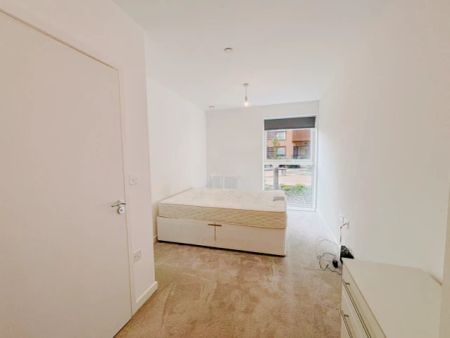 2 Bedroom 2 Bathroom - Photo 4