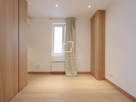 Exclusive newly renovated 3 bedrooms apartment in Retiro - Jerónimos - Photo 3