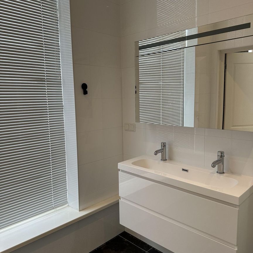 Van de Spiegelstraat 8-A, Zeeheldenkwartier, 2518ET, Den Haag - Foto 1
