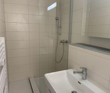 Adorable 2 pièces à côté du M2 arrêt Grancy, quartier prisé de Laus... - Photo 6