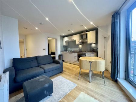 1 bedroom apartment to rent - Photo 2