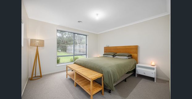 Beautiful Family Home in Peninsula Sands Estate - Photo 1