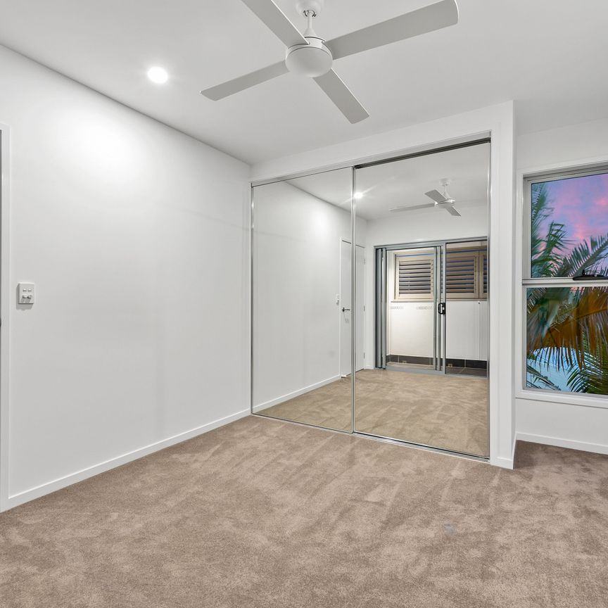 Modern, boutique townhouse - Photo 1