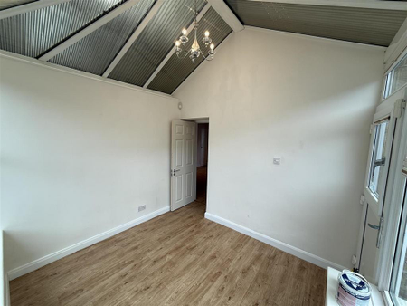 3 bedroom house to rent - Photo 4