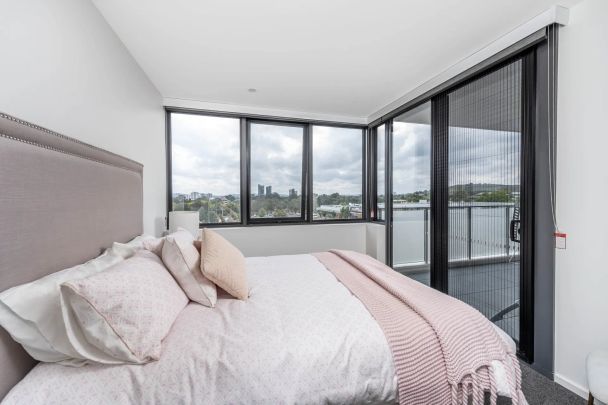 13/2 Henshall Way, Macquarie. - Photo 1