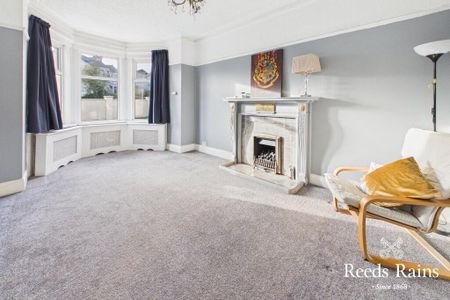 23 Ballyholme Road, Bangor, BT20 5JL - Photo 5