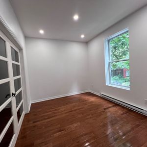 Appartement Rénové Proche Du Métro - Photo 2