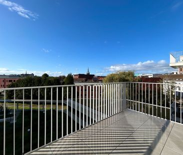 Gloednieuw appartement met 2 slaapkamers in The View met autostaanp... - Photo 2