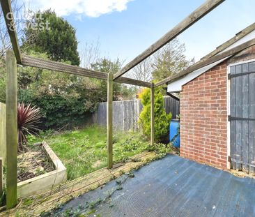 2 bedroom end of terrace house to rent - Photo 6