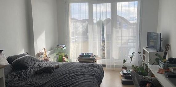 Location Appartement 1 pièce 24m² POITIERS 86000 - Photo 2