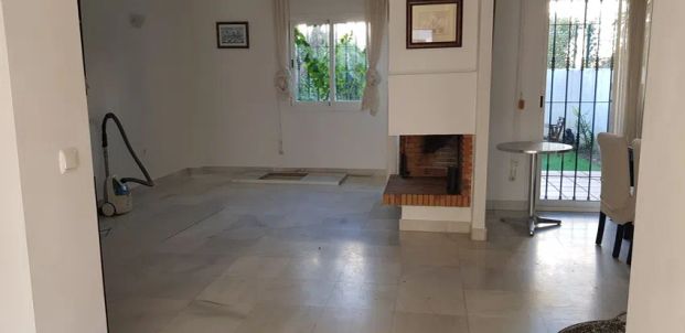 Alquiler de chalet adosado en La Dama de Noche-La Alzambra - Photo 1