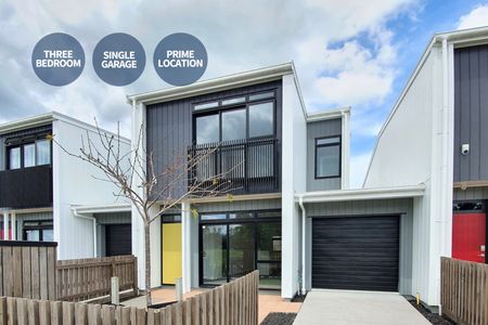 Fabulous Modern Terrace Home - Photo 4