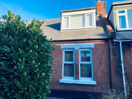 3 bedroom terraced house to rent - Photo 5