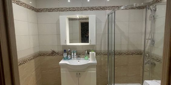 Apartament cu doua camere de inchiriat in zona Eroii Revolutiei - Fotografie 3