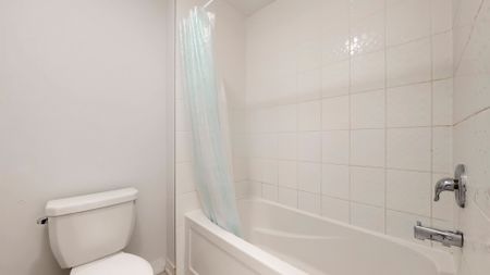 For Lease - 22 Bird Street, Norfolk, Ontario - Photo 2