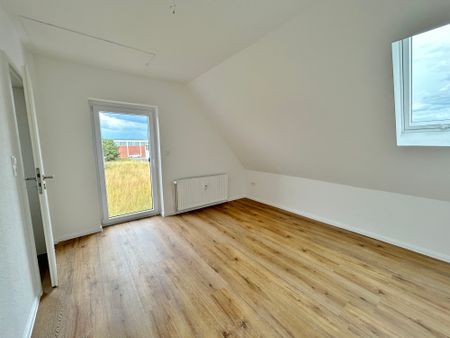 Komplett modernisierte Obergeschosswohnung – kurzfristig beziehbar! - Foto 5