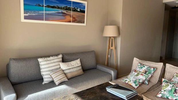 Ático de alquiler en Ronda del Mulhacén, Golf Valle Este - Foto 1