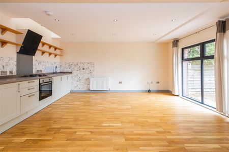 2 bed House - Mid Terrace To Let - Photo 5