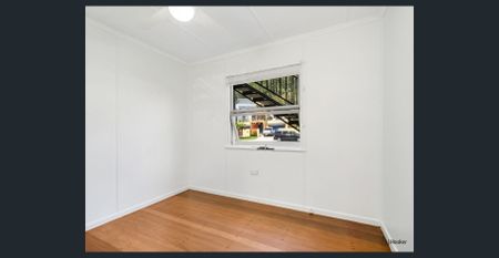 Two Bedroom Duplex - Walk To The Beach! - Photo 5