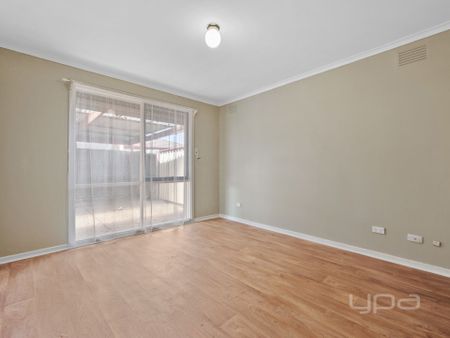 19 Morshead Street, MELTON SOUTH - Photo 3