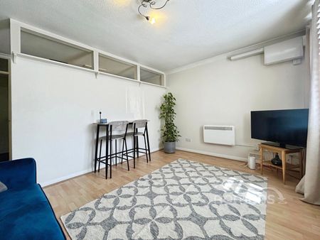 1 bedroom maisonette to rent - Photo 4