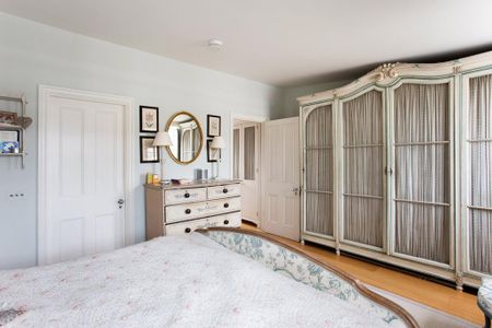 4 bedroom terraced house to rent - Photo 5