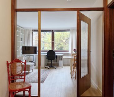 Blick ins Grüne! 2-Zimmer-Wohnung mit großem Balkon und Tiefgaragen... - Photo 1