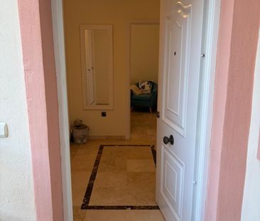 Middle Floor Apartment · Nueva Andalucía - Photo 4