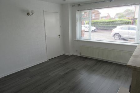 3 bedroom semi-detached house to rent - Photo 4