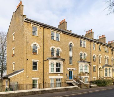 2 bedroom ground floor flat to rent - Photo 1