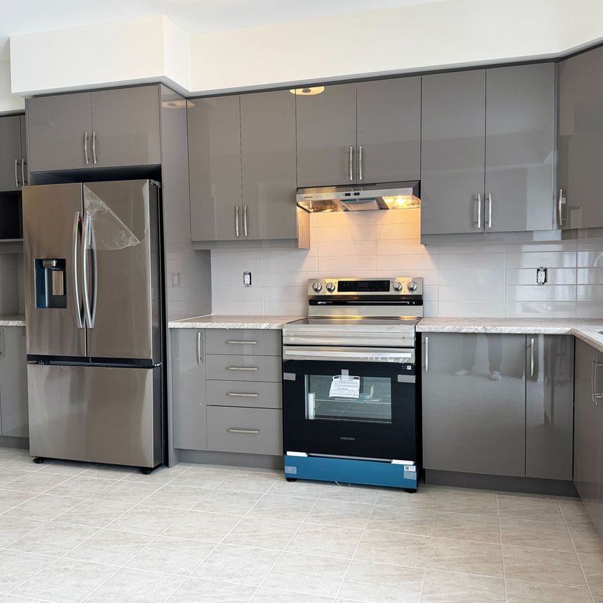 For Lease - 660 Colborne Street Unit# 57, Brantford, Ontario - Photo 1