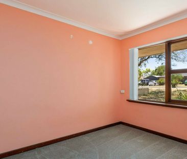 Spacious Family Home in the Heart of Gosnells - Photo 1