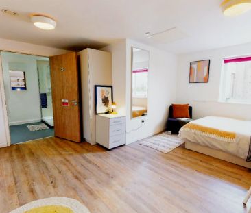 Platinum Studio - Photo 3