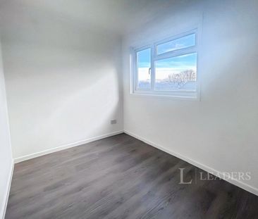 3 bedroom house to rent Henry Walk, Bromsgrove, Worcestershire, B60 - Photo 5