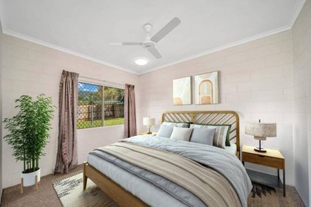 Low Maintenance and Airconditioned - Opposite Park - Top Location - Photo 4