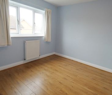 Burrington Close, Preston - Photo 4