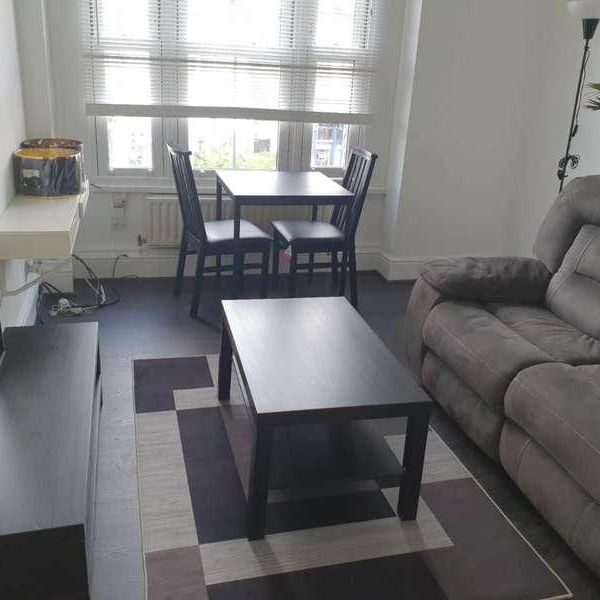 Sunnyhill Rd, Streatham, SW16 - Photo 1