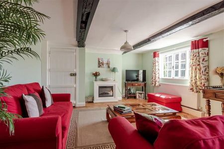 2 Bedroom Detached To Let - Photo 2