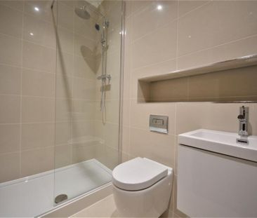 2 Bedroom Apartment To Let - Photo 5