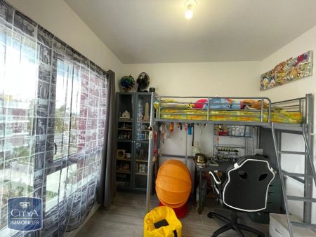 Appartement à louer 4 pièces 79.9m² - Photo 4