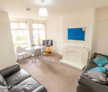 32 Temple Avenue - Photo 1