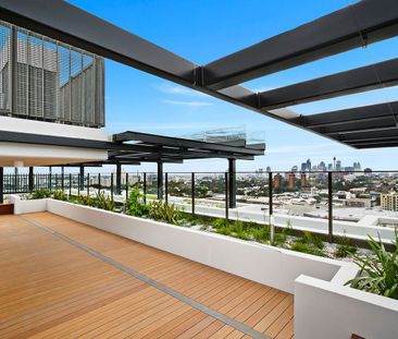 LUXURY ONE BEDROOM APARTMENT WITH LARGE SEPARATE STUDY IN PRIME LOC... - Photo 5